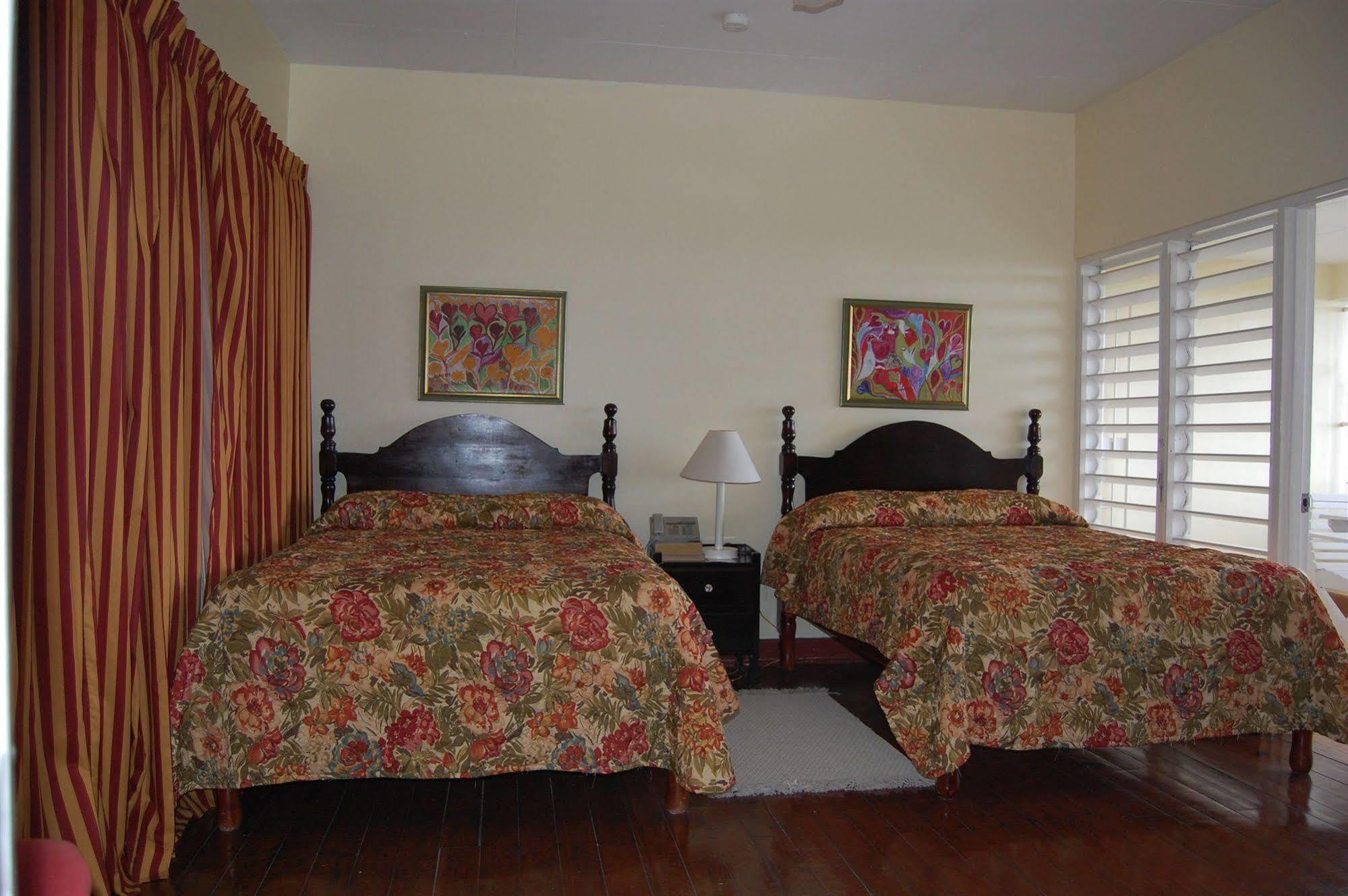 Inn At Shaw Park Gardens & Waterfalls Ocho Rios Ngoại thất bức ảnh